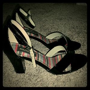 Rialto sz 6 1/2 patent leather black heels